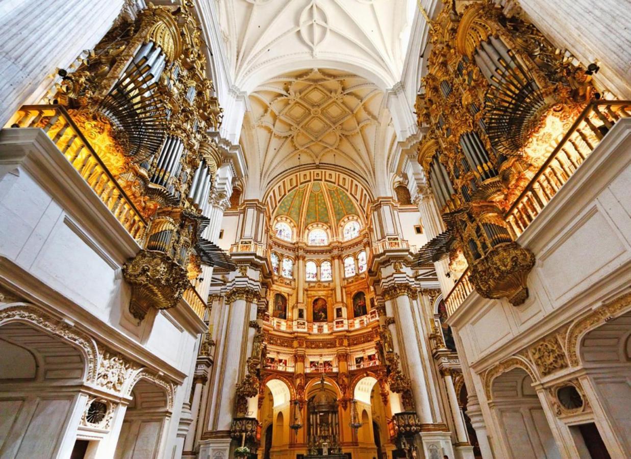Amplio Y Centrico, Recien Reformado, Calefaccion Central, Jardines, Supermercados, Cafeterias Y Todos Los Servicios En El Corazon De La Ciudad Granada Luaran gambar